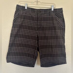 Lululemon Mens Size 36 Black Checked Plaid Golf Short Casual Athletic